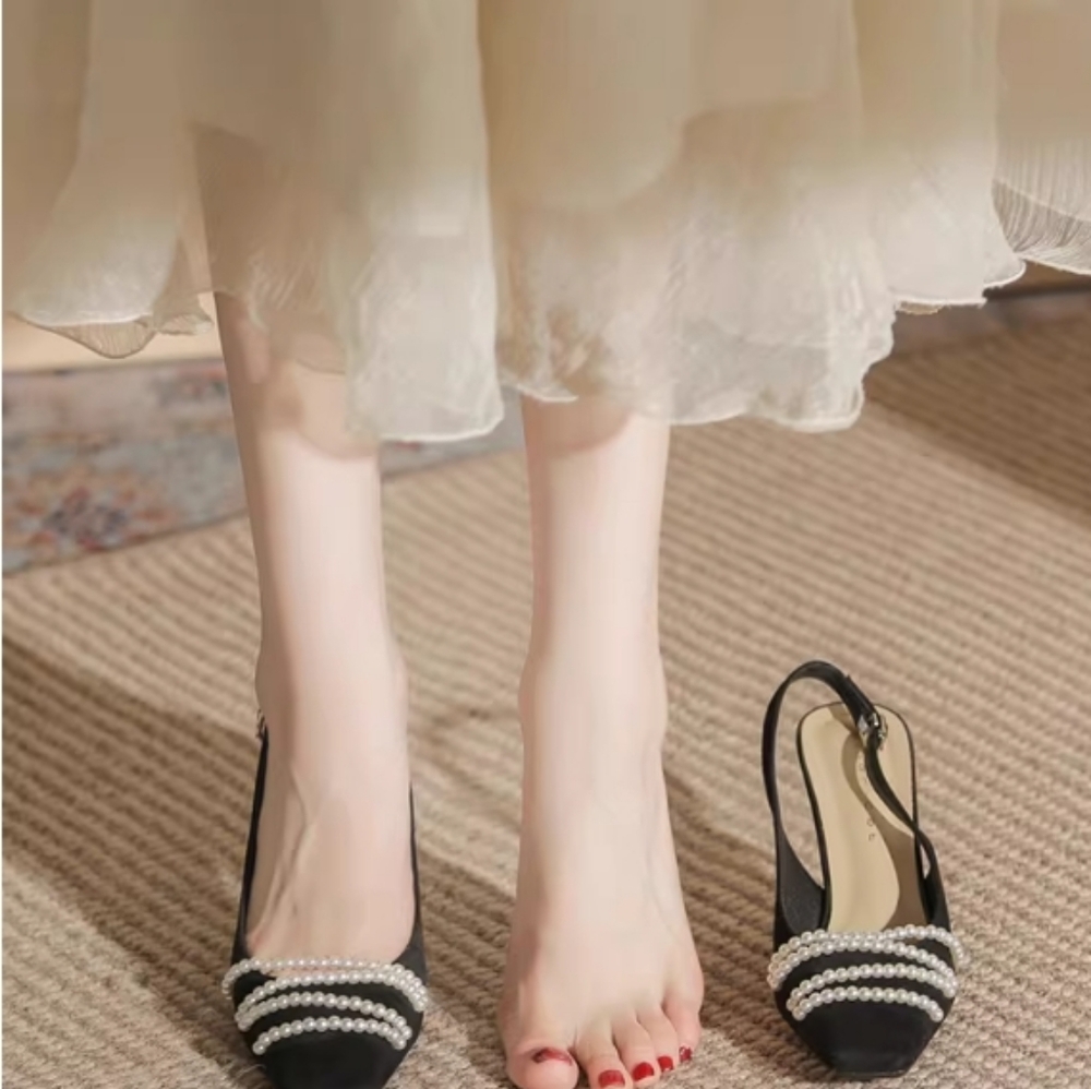 women shoes Heels